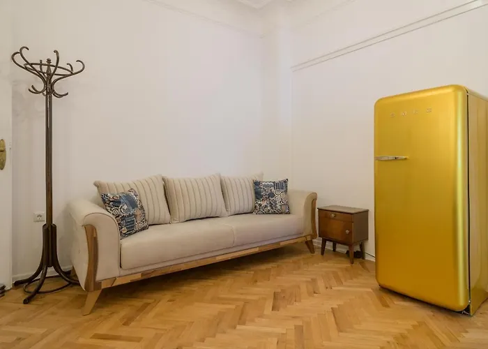 Boho Chic Free Parking